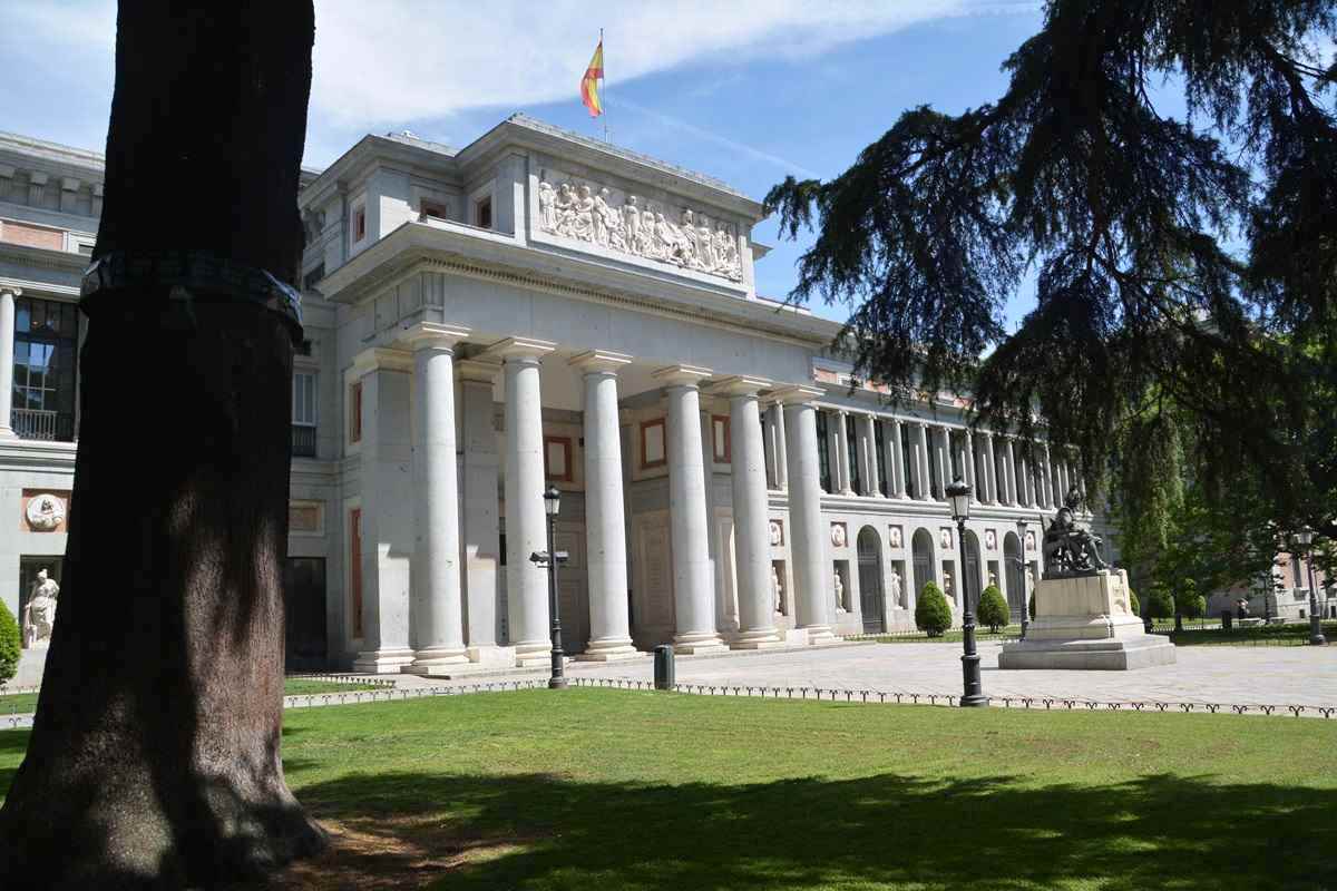 Fachada principal del Museo del Prado